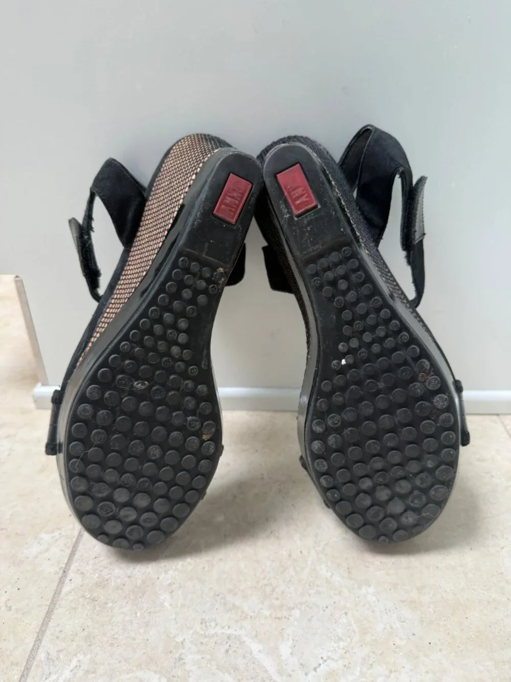 DKNY Black Wedge Sandals Velcro Ankle Strap Croc Embossed Size 9M